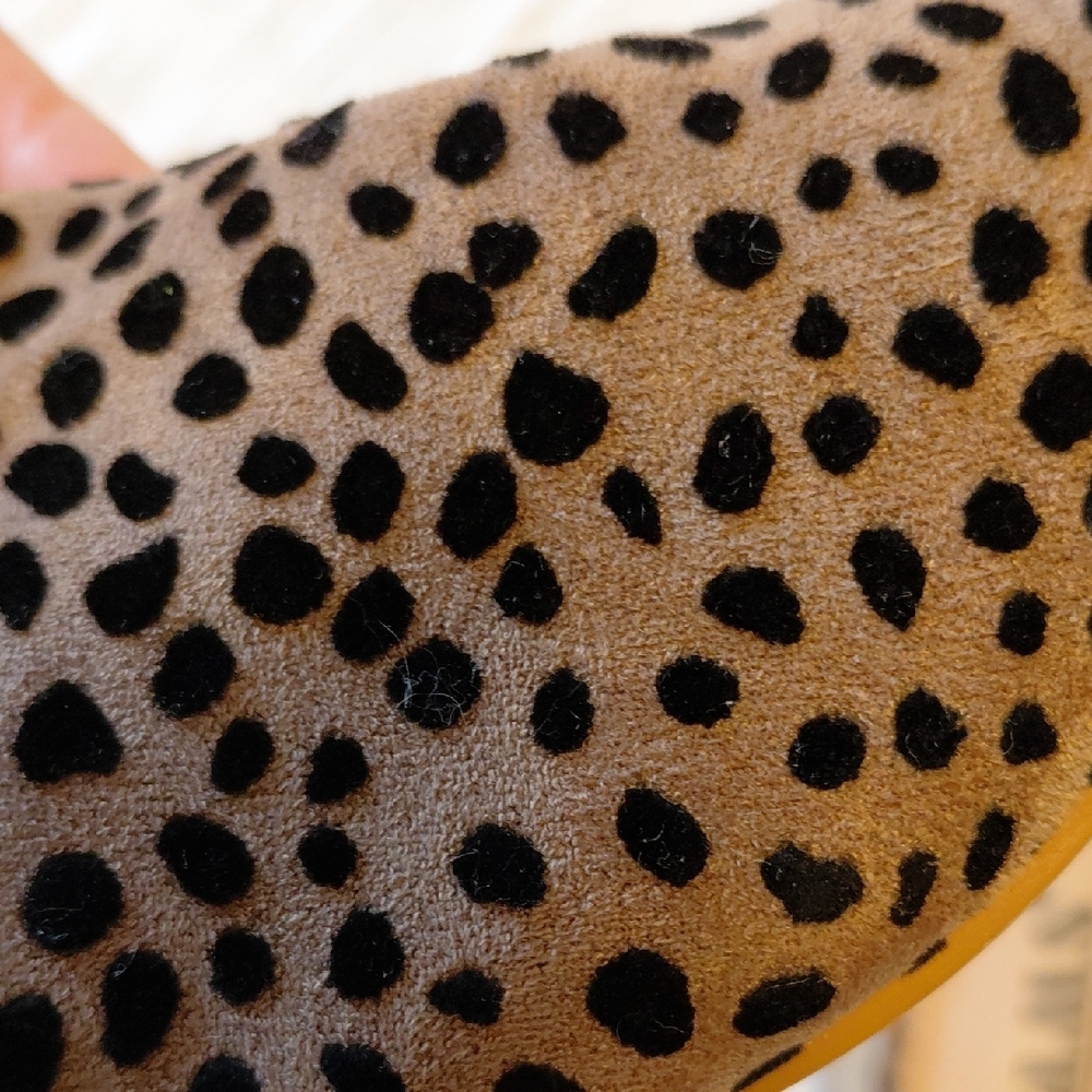 Cheetah Spotted Mules Sz 6.5 Will fit Siz 7 - Picture 6 of 8